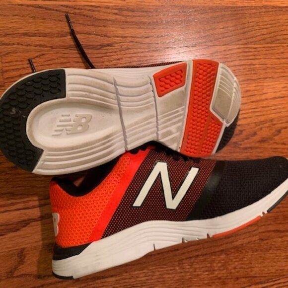 New Balance Extra Wide 9.5 men's sneakers - Picture 3 of 5